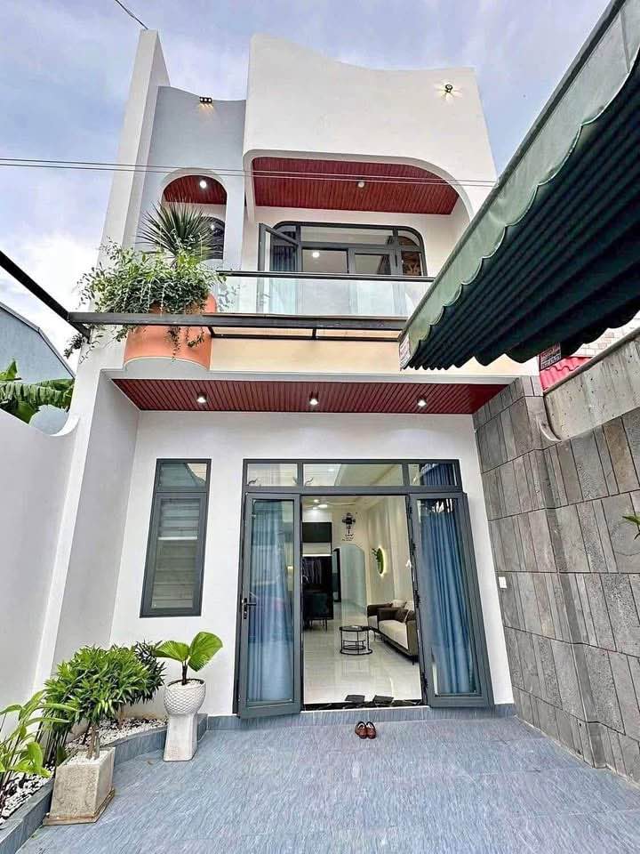 BÁN NHÀ 1 TRỆT 1 LẦU – TT LONG TRẠCH - CẦN ĐƯỚC - LONG AN - 92M² – 2,2 TỶ