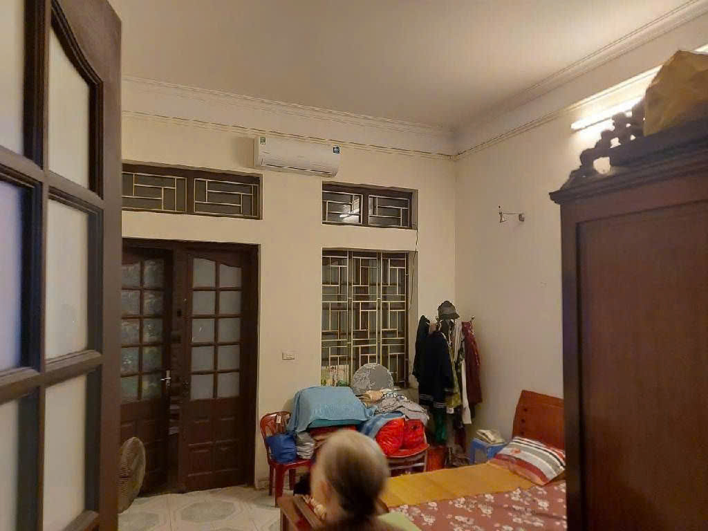 Gốc đề minh khai bán 74M tặng nhà hoàng mai