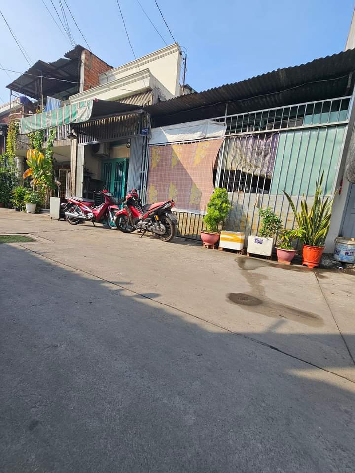Nhà sổ hồng riêng, hẻm 6m ô tô đậu cửa, ngay thới an 22