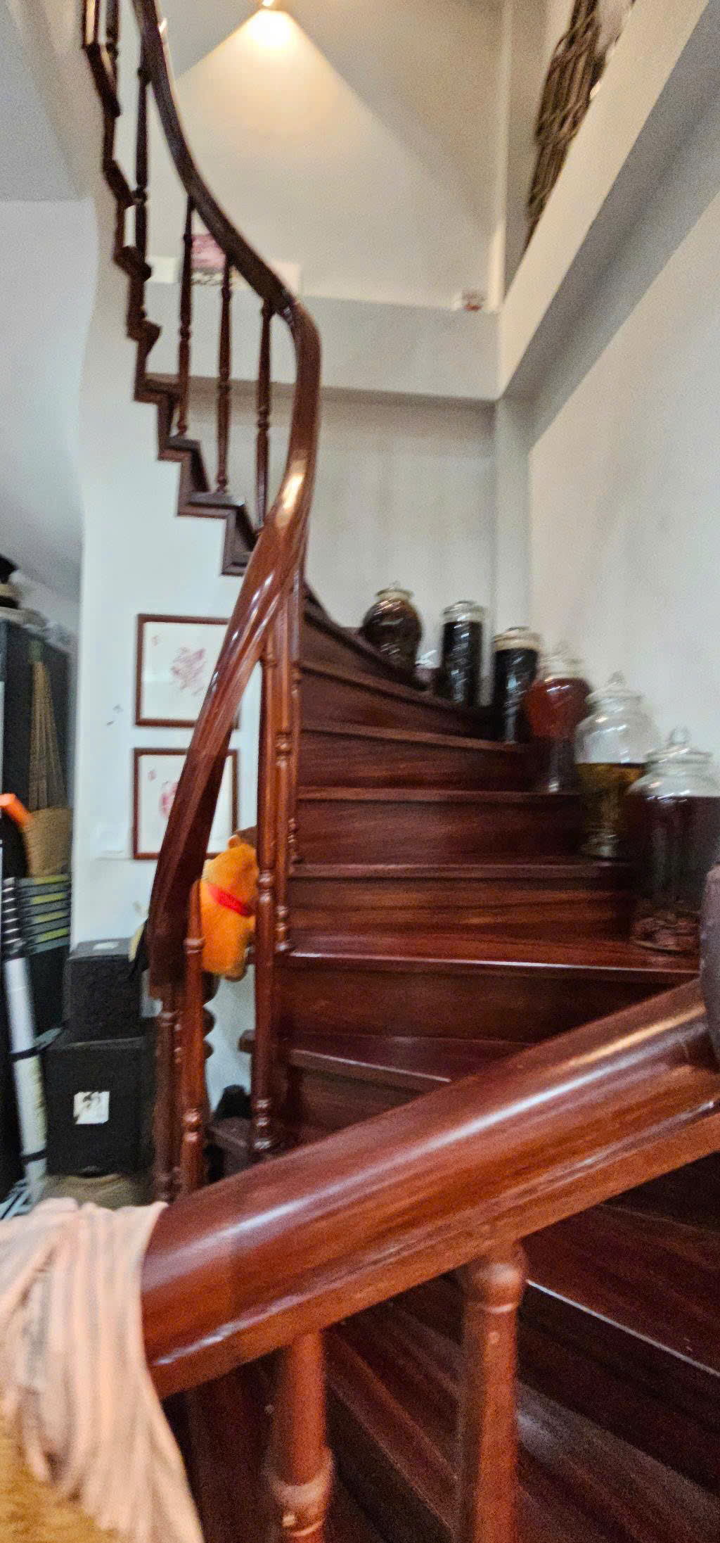 Bán nhà phố Cao Bá Quát, phố cổ, 5 tầng, nội thất gỗ xịn