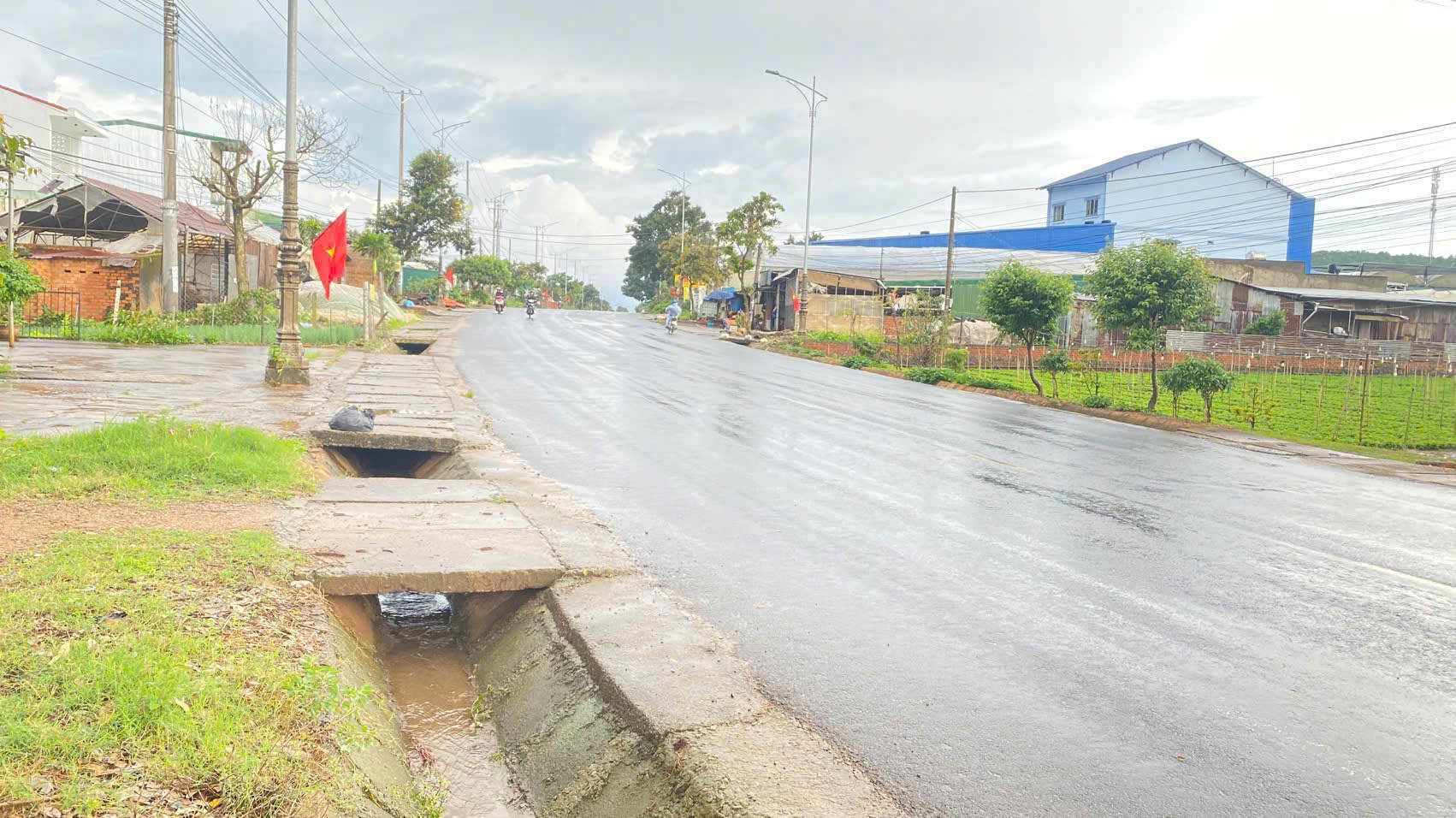 Tổng 4200m2 đất mặt tiền ql20, hiệp an đức trọng, lâm đồng