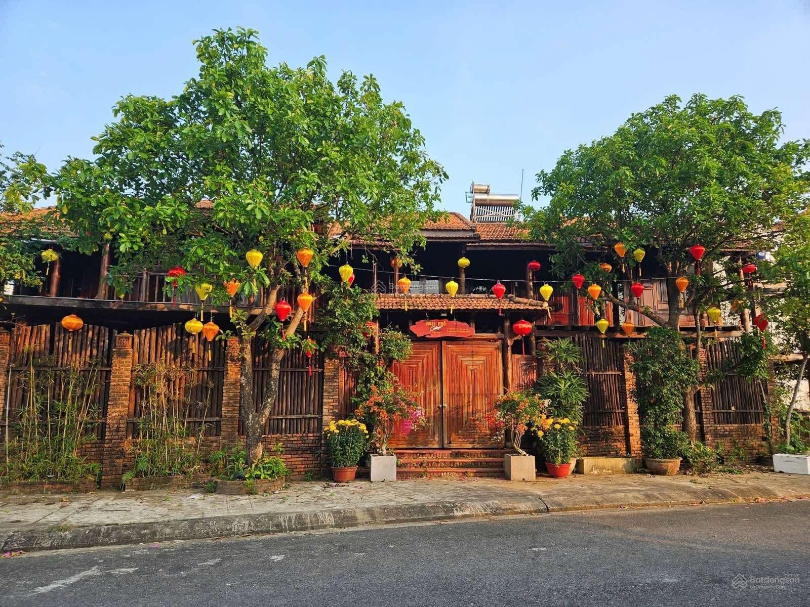 Chủ cần bán villa 2mt gần biển với phng cách mộc, dòng tiền tốt