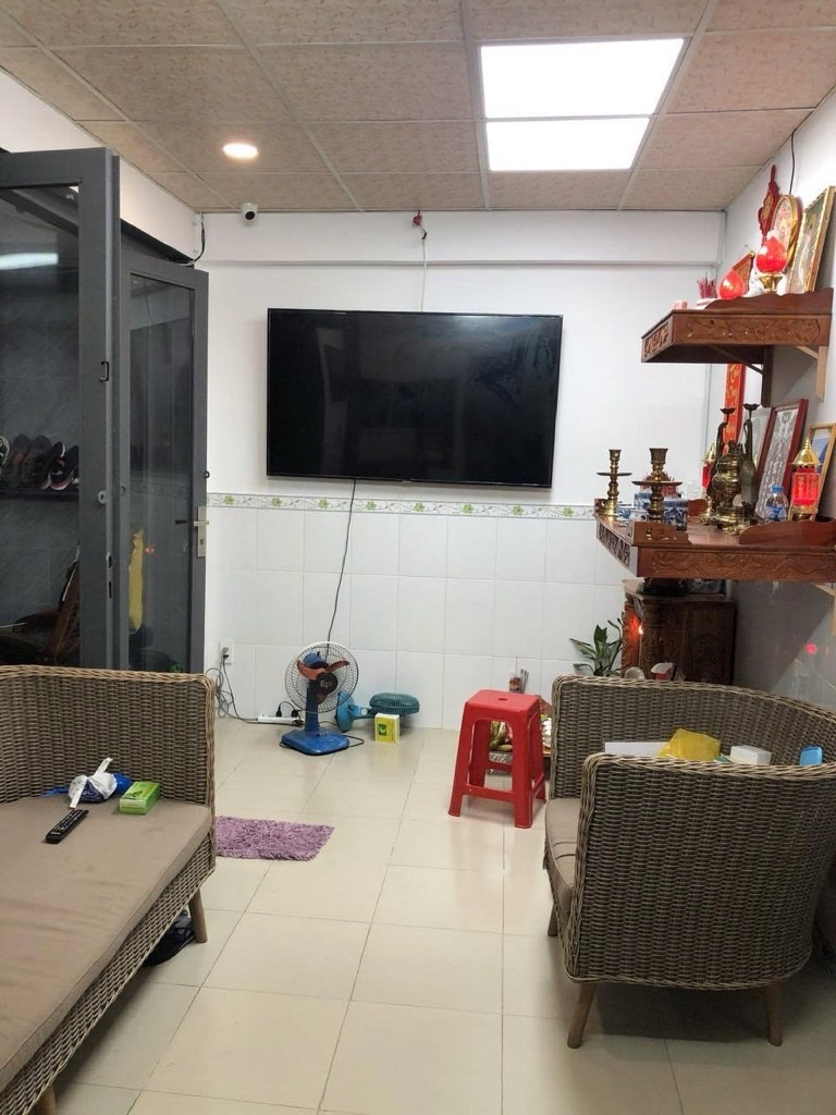 Bán nhà Trần Xuân Soạn (xe hơi sát cửa); 3,9x13m; thu nhập 20tr/tháng; 6,7 tỷ