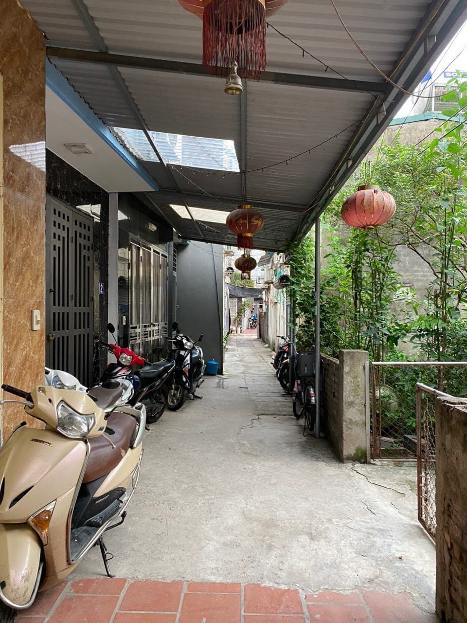 Nhà Ngõ Nông, Ô Tô Gần Đường Ỷ La, Hà Đông, Dt 35m2