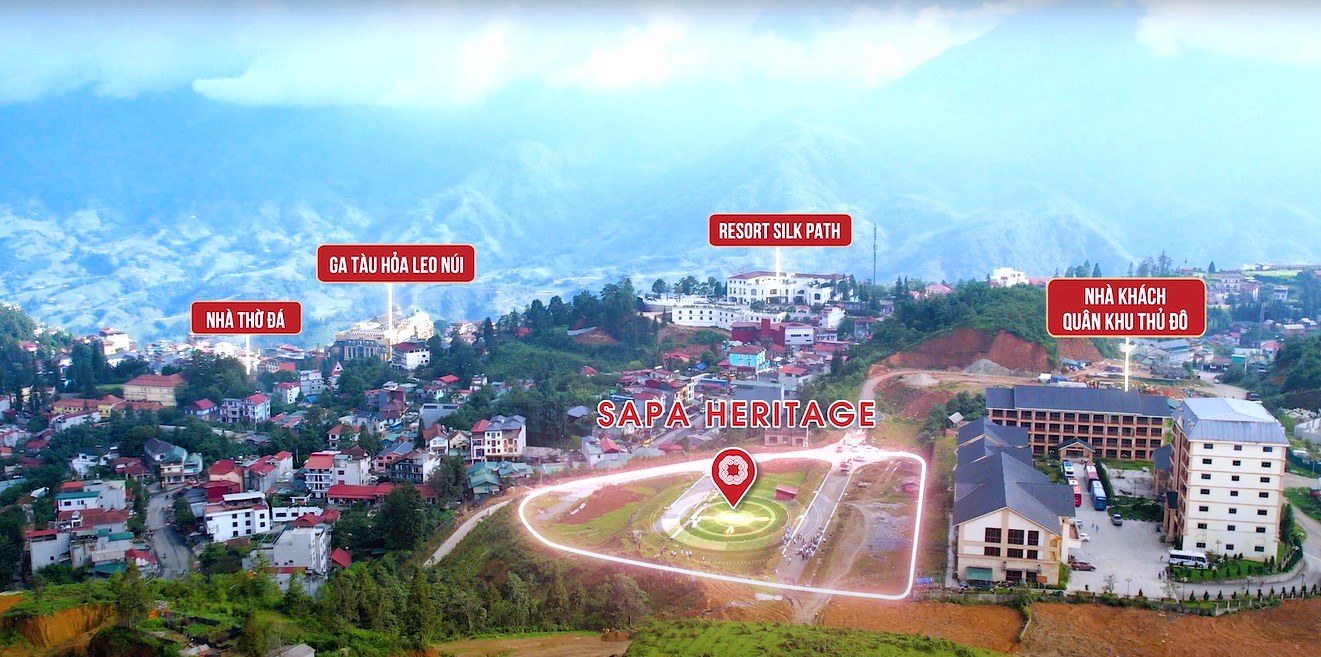 Shophouse 4 tầng, 2 mặt tiền ngay trung tâm du lịch Sapa, cạnh bãi đỗ xe, sổ đỏ