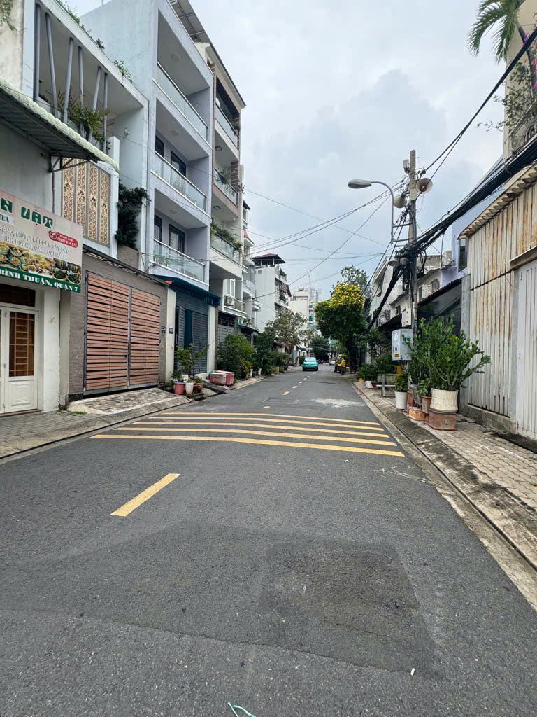 bán nhà 4 tầng Nguyễn Thị Thập; cạnh Phú Mỹ Hưng; 5x27m; hoàn công đủ; SHR