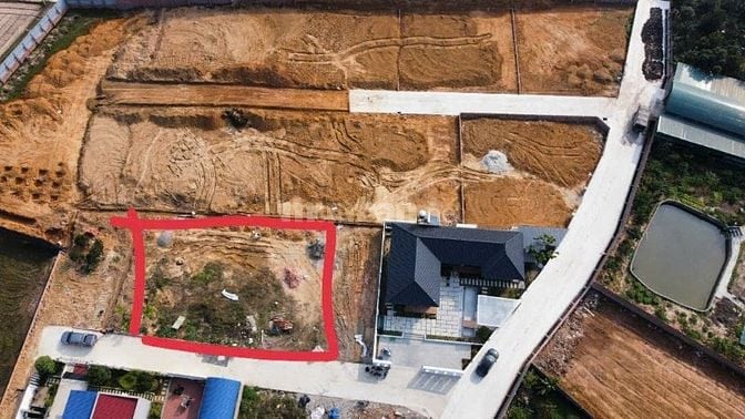 Cần Bán đất giấy tờ cấp xã đất ô tô tránh nhau