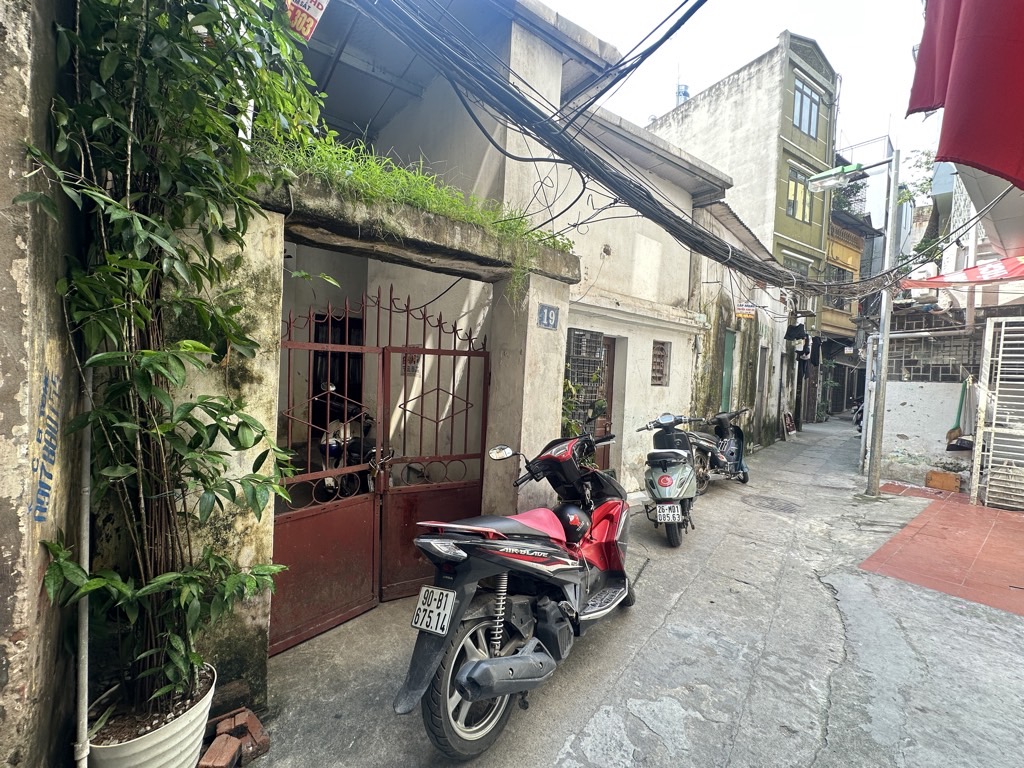 Bán đất bạch đằng 55M mặt ngõ nông rộng hai bà trưng