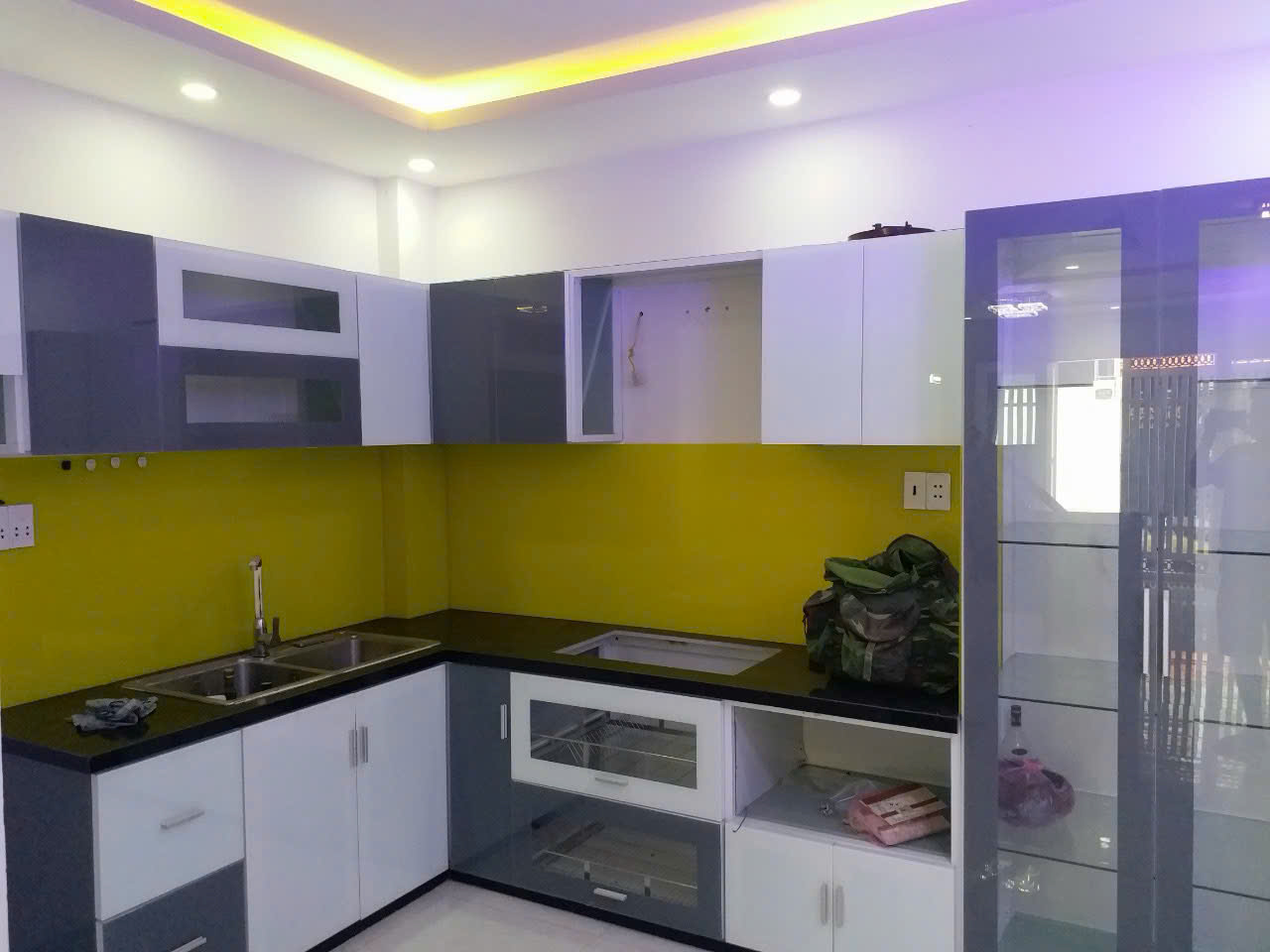 Bán nhà Bình Tân (HXH Lê Văn Quới); 4x11m; 2 lầu; 3PN; 4WC; sổ hồng; 5,5 tỷ