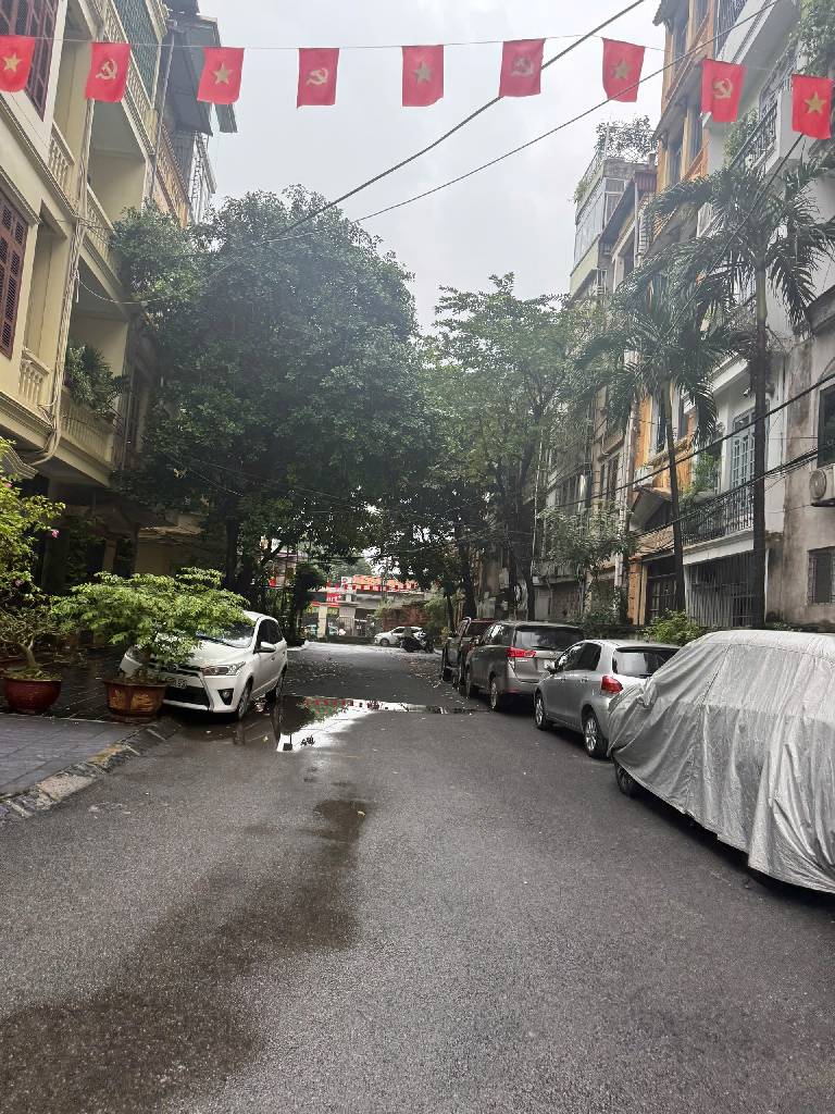 Siêu hiếm siêu vip bán nhà bạch đằng 4 tầng dân xây ô tô dừng đỗ la liệt HBT