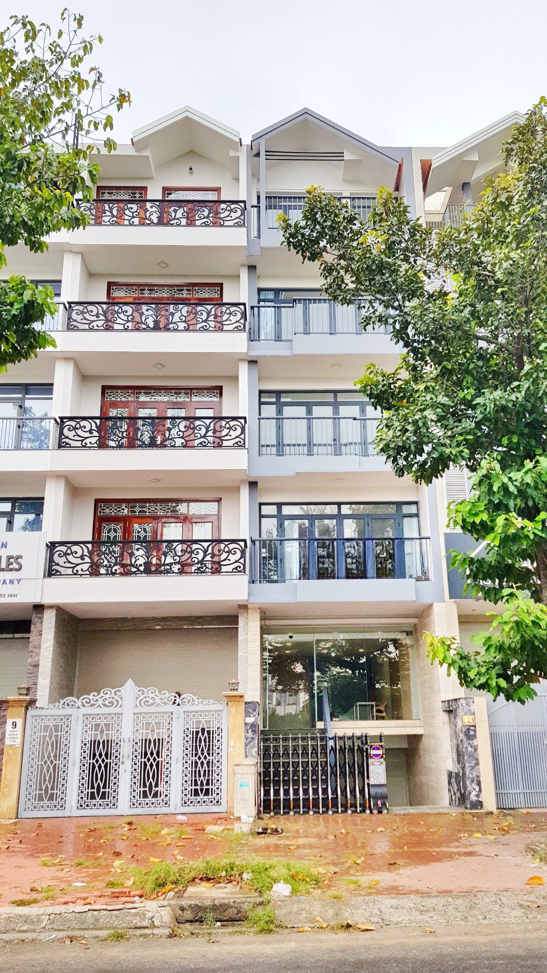 NHÀ PHỐ 6 TẦNG MĂT TIỀN D4 KDC HIMLAM Q7