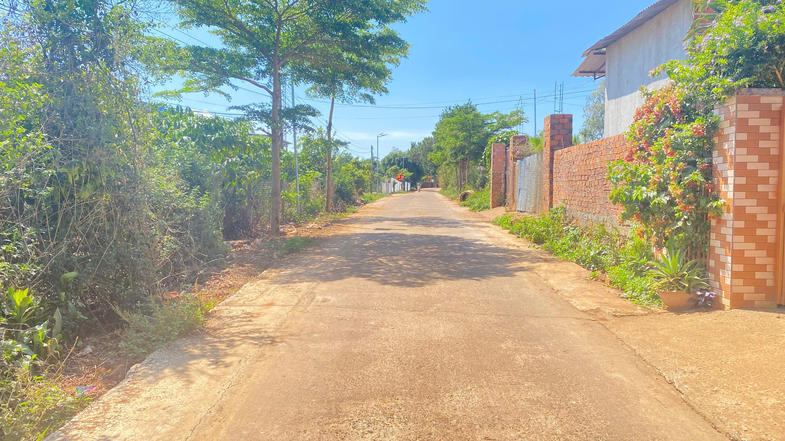 Đất hẻm DH1, n'thôn hạ cũ, tân hội đức trọng, lâm đồng