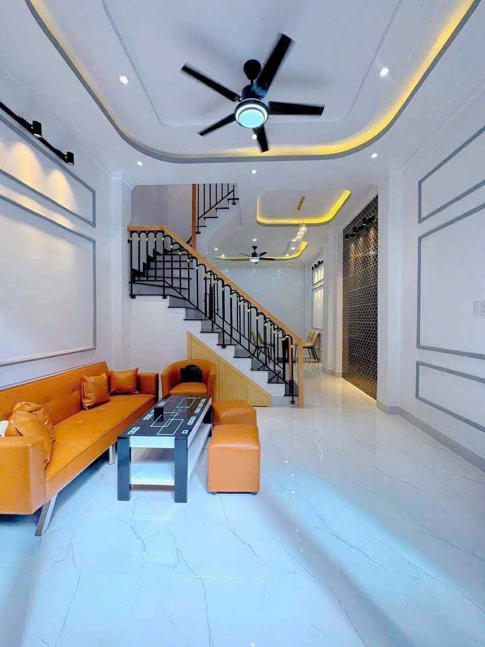 NHÀ 3 TẦNG CHÍNH CHỦ CẦN BÁN – 85M² – TRUNG TÂM PHƯỜNG 4, TP. TÂN AN – CHỈ 2 TỶ