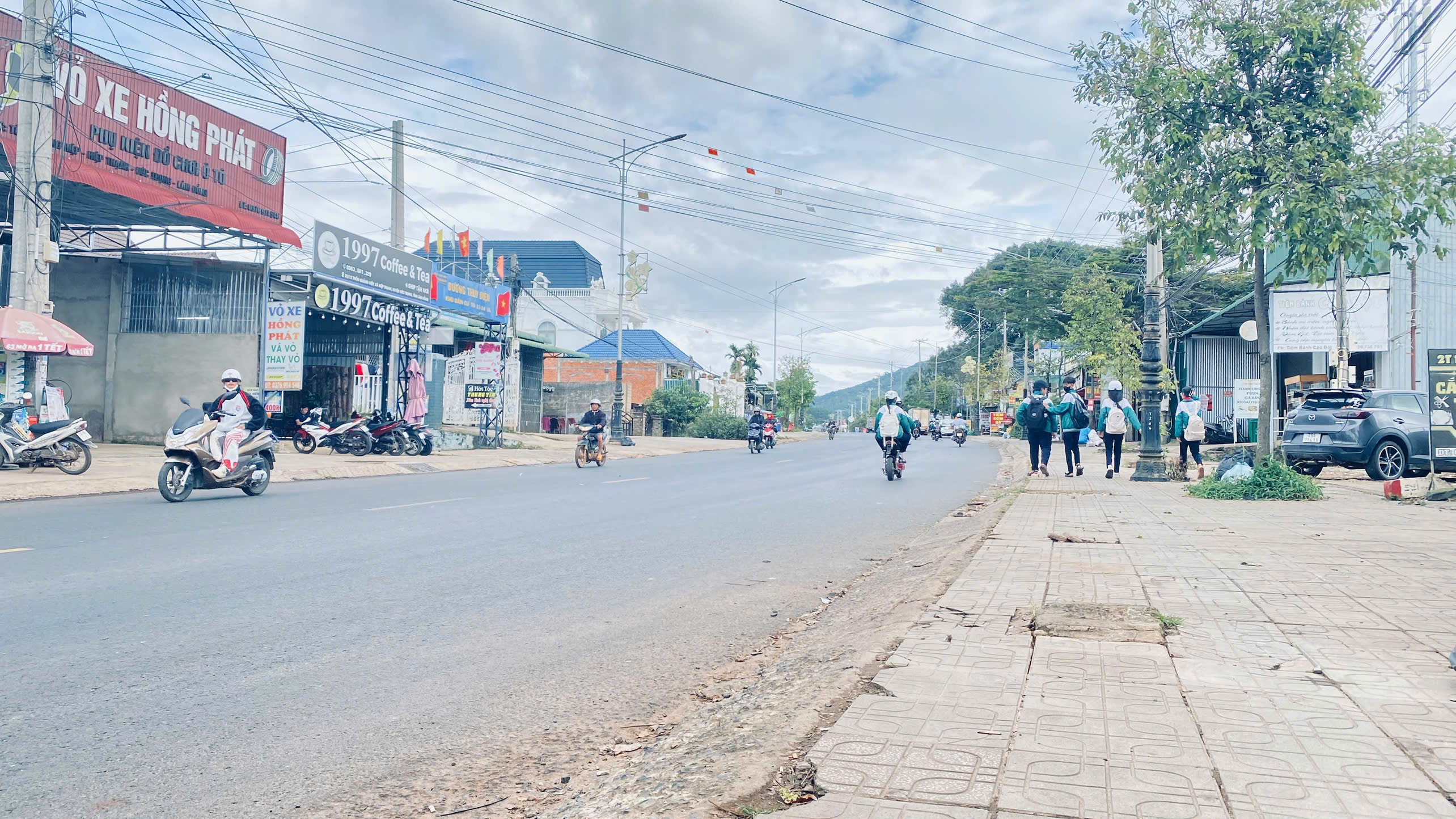 Nhà c4 kèm 4 phòng trọ, mặt tiền ql20, quảng hiệp, hiệp thạnh đức trọng, lâm đg