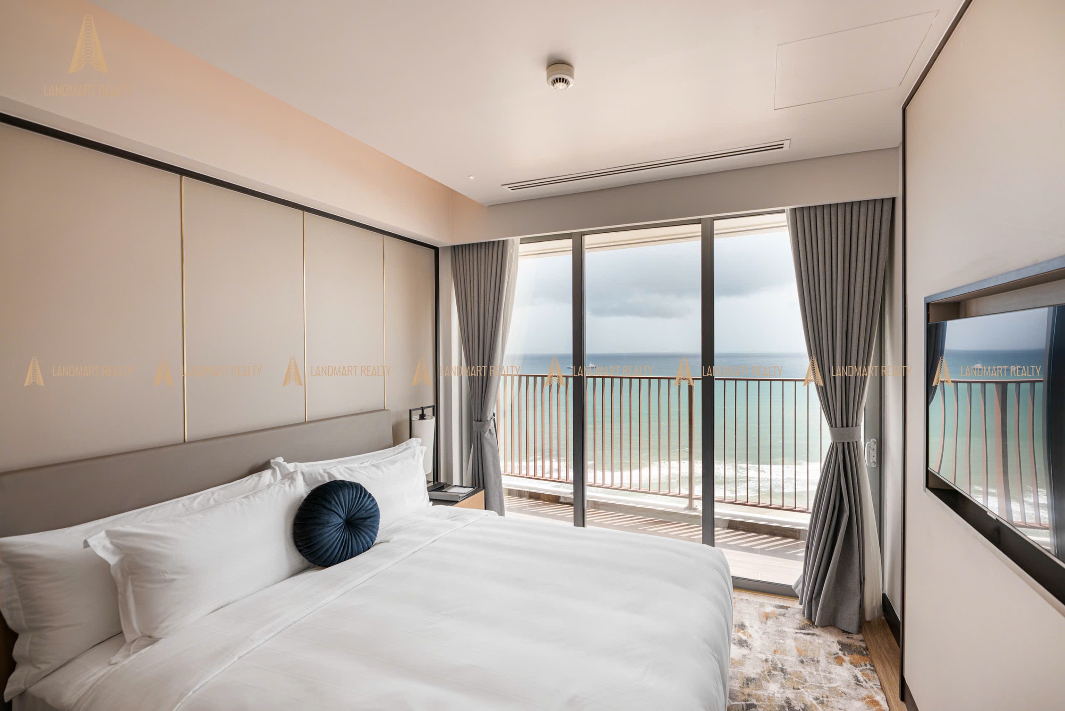 Căn hộ view trực diện biển Mỹ Khê rẻ nhất hiện nay - Full nội thất cao cấp