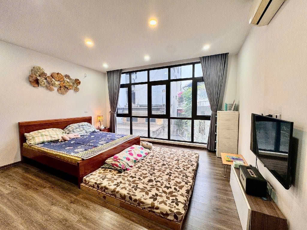 Bán nhà dương văn bé 5 tầng long lanh dân xây kinh doanh nhỏ hai bà trưng