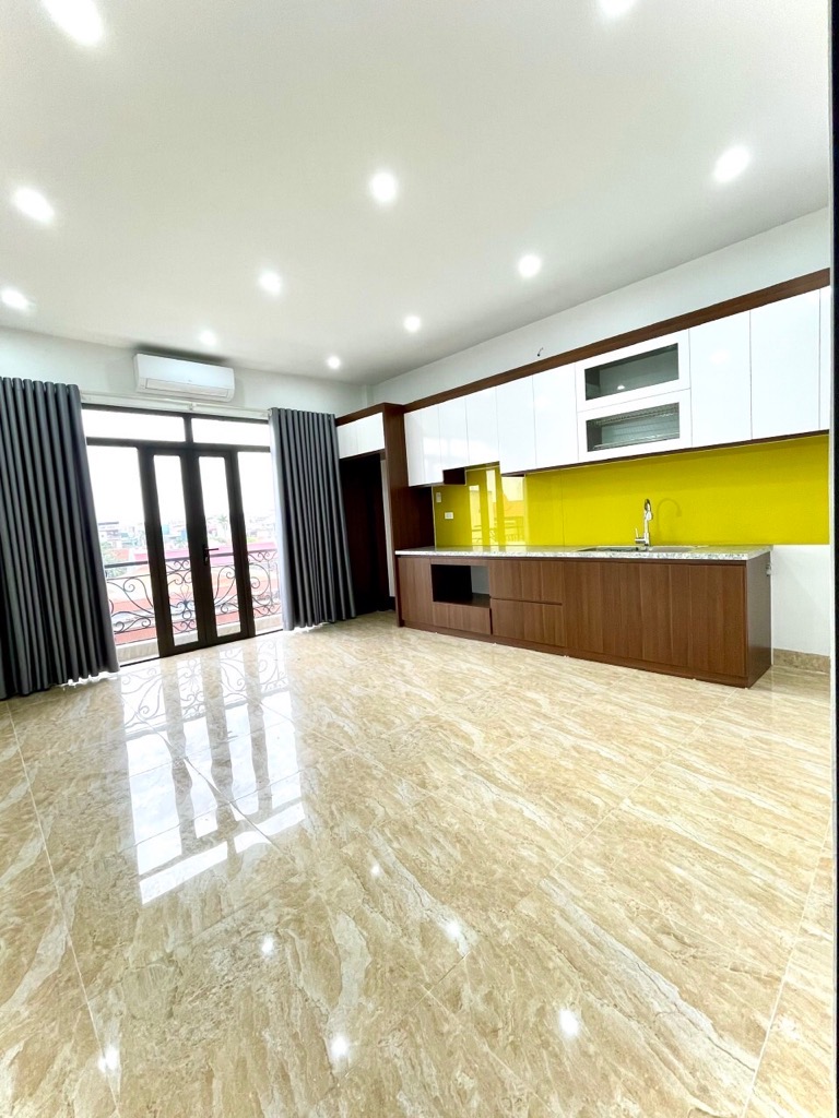 Cơ Hội Hiếm: Bán Nhà Mặt Phố Thanh Đàm 82m² - Giá Chỉ 12.8 Tỷ