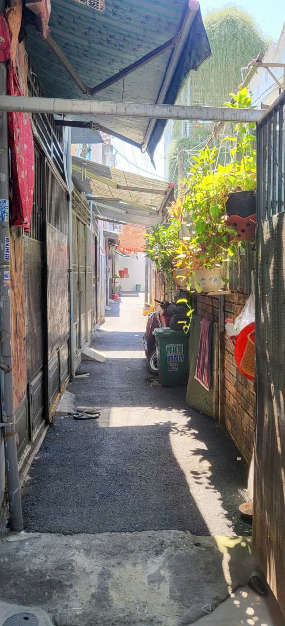 Cho thuê nhà nguyên căn 1 lầu gần cầu vượt tân thới hiệp q12