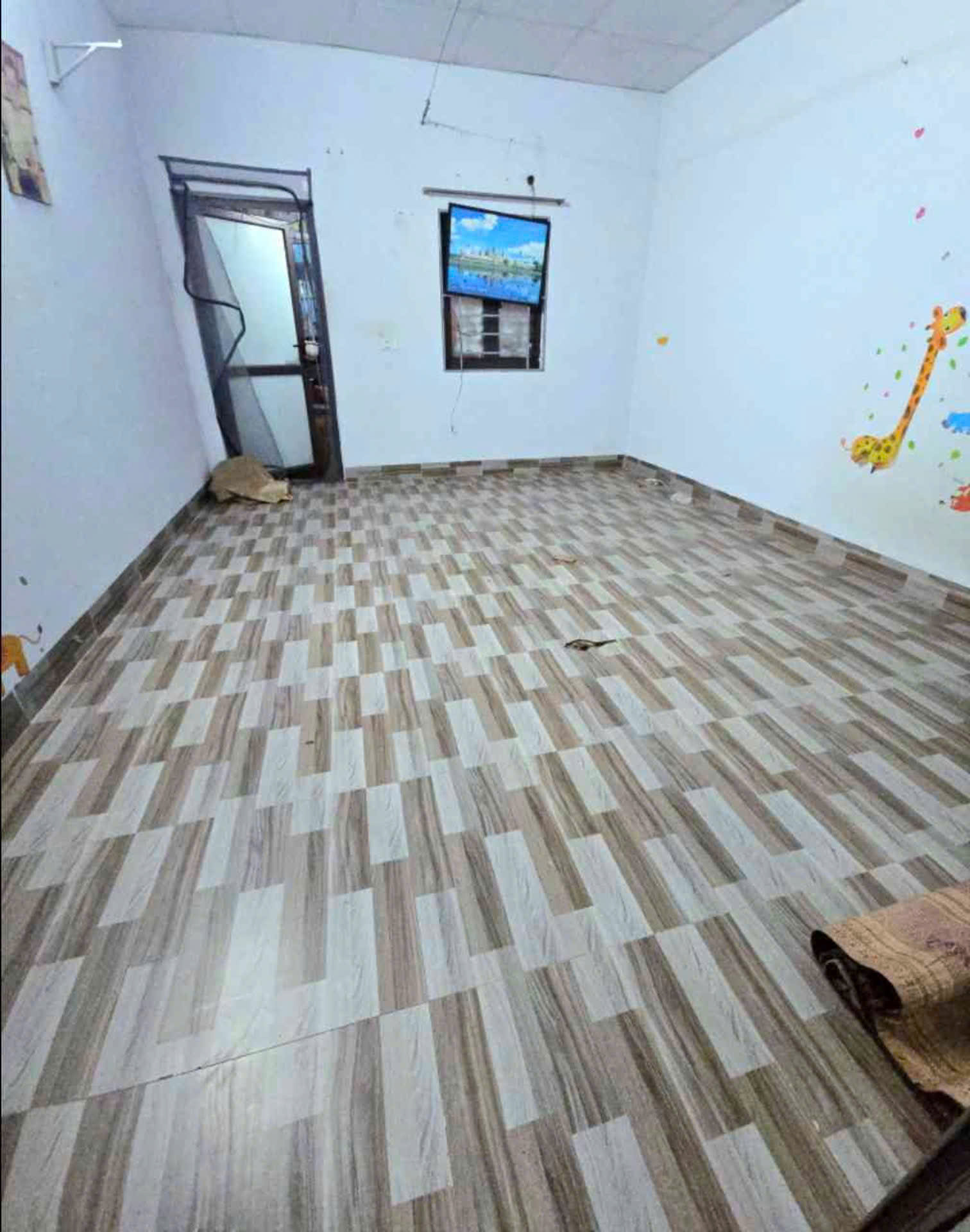 Nhỉnh 1 tỷ bán nhà tân khai lĩnh nam 2 tầng ở ngay hoàng mai