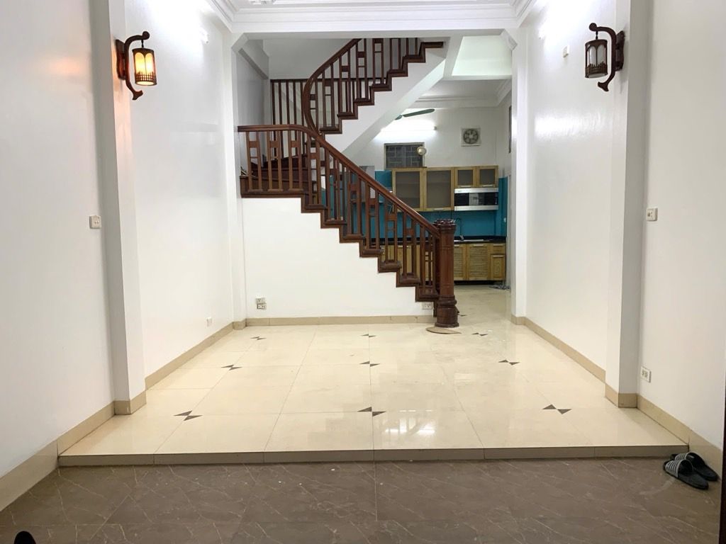 Bán nhà lê thanh nghị siêu hiếm 4 tầng dân xây hai bà trưng
