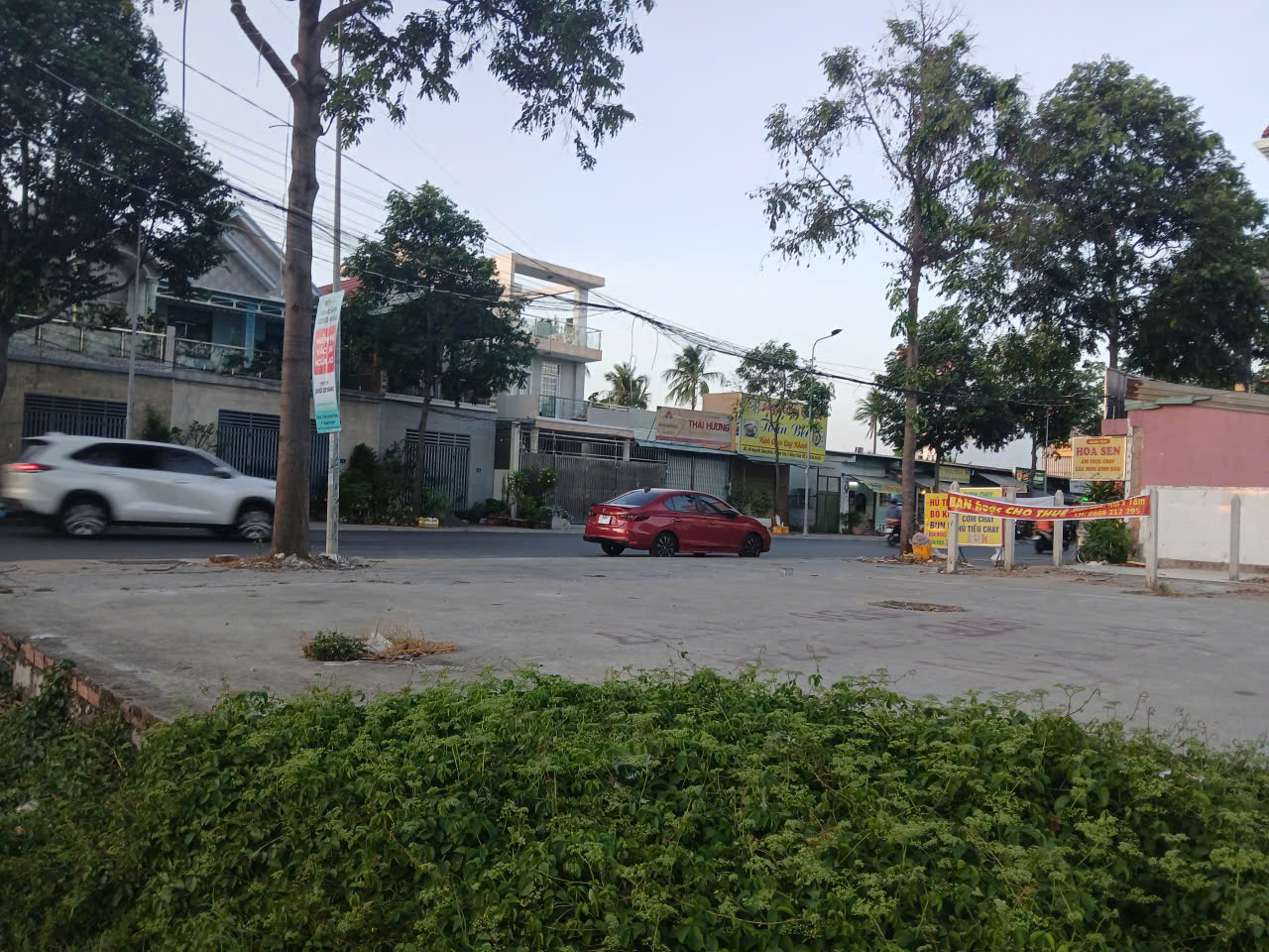 LÔ ĐẤT GÓC MẶT TIỀN Nguyễn Công Bình. Rộng 8 ngang. Cách ngã tư QL60 siêu thị GO