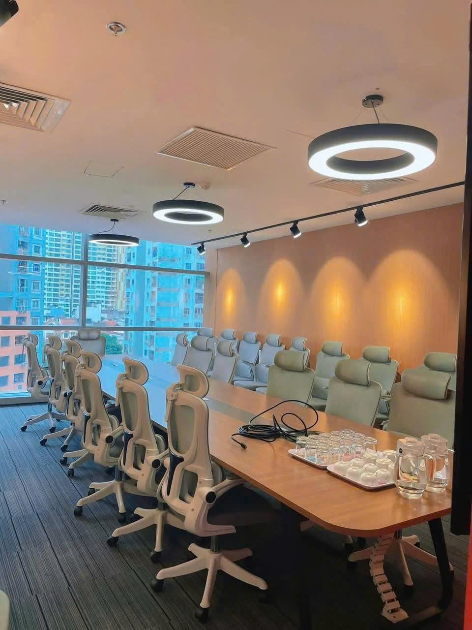 SANG NHƯỢNG VĂN PHÒNG CAO CẤP – VIEW ĐẸP TẠI HUD TOWER, 37 LÊ VĂN LƯƠNG, THANH
