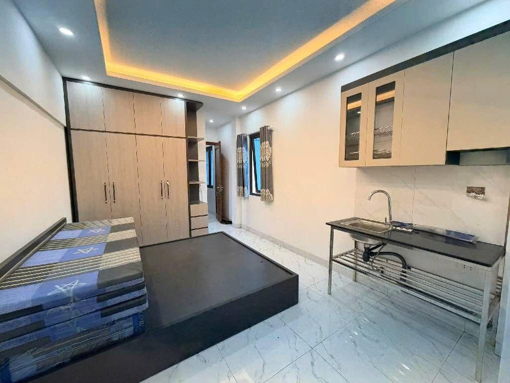 Bán nhà lĩnh nam 6 tầng thang máy long lanh lô góc ô tô thông kinh doanh HM