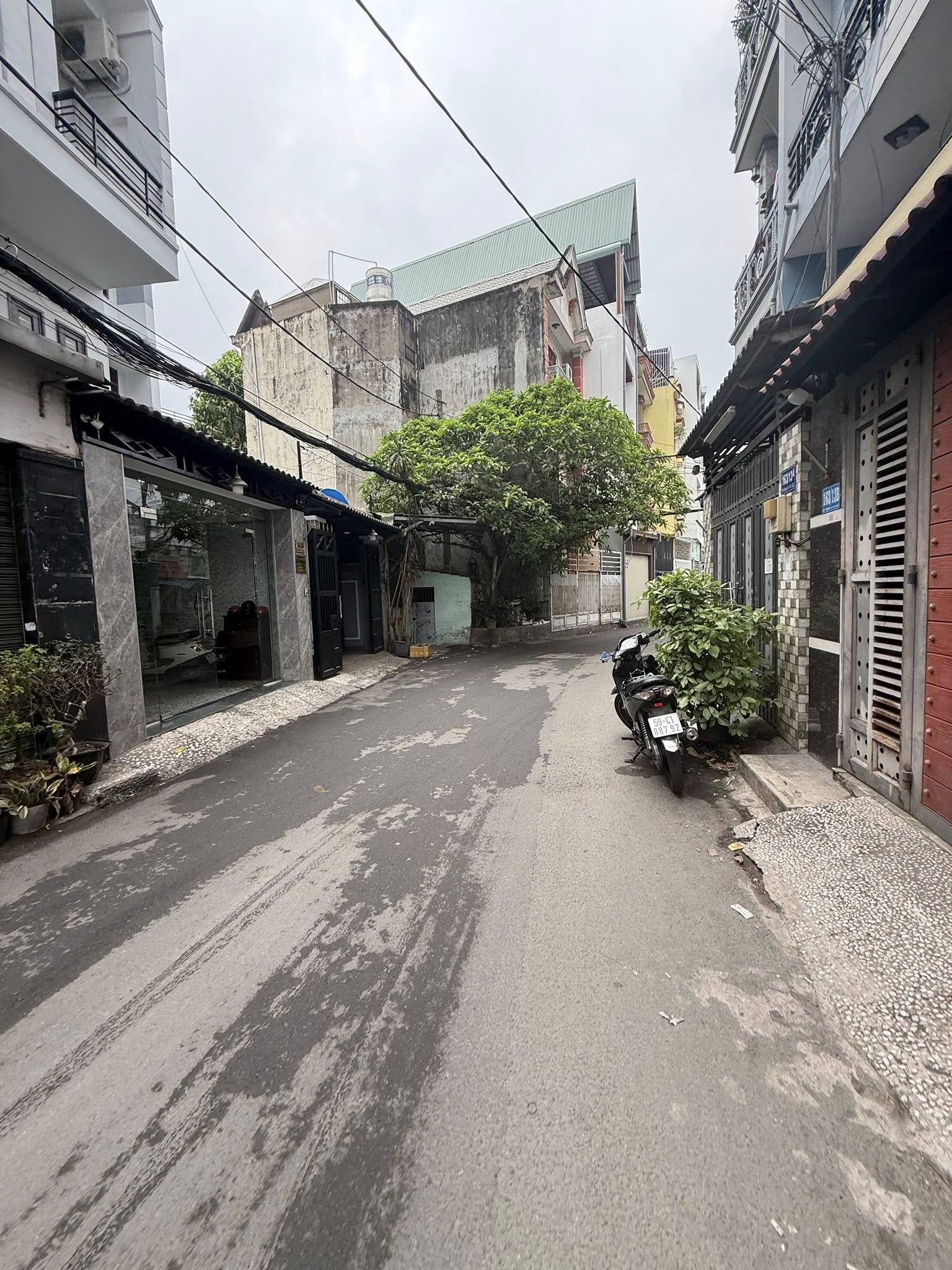 NHÀ HẺM XE HƠI – DIỆN TÍCH ĐẸP, NỞ HẬU TÀI LỘC 5,6mX17M giá 11TỶ