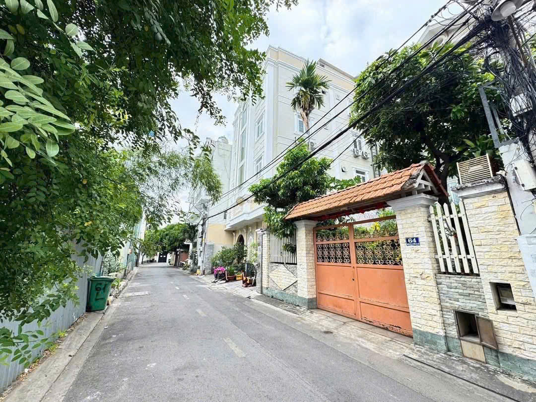 Bán nhanh Lô nhà phố mặt tiền dg số 1 Ngay Vòng Xoay Trần Não-Thảo Điền Q2 -