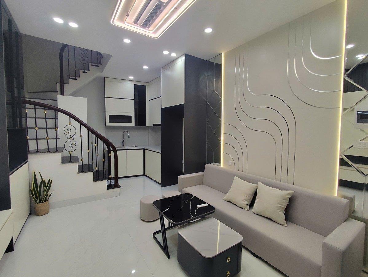 NHÀ ĐẸP GIÁ 6.3 TỶ ,  DÂN XÂY PHỐ MINH KHAI HỘ KHẨU HAI BÀ TRƯNG NGÕ THÔNG,