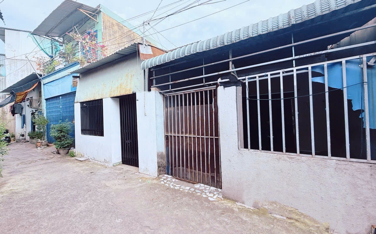 Nhà phố Tam Bình - Ngang 4,5m - 75m2 – Nhỉnh 3 tỷ - Nhà vuông vức - Ôtô ngủ
