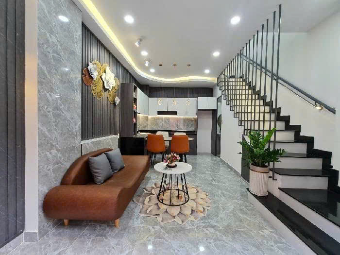 NHÀ 1 SẸC GẦN MẶT TIỀN - NGÃ 5 GÒ VẤP - MỚI ĐẸP - DỌN VÀO Ở LIỀN - QUẬN BÌNH