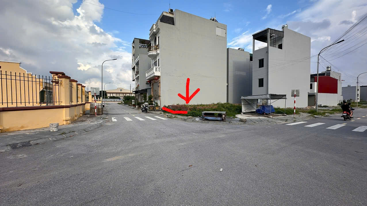 Bán Lô áp Góc 73.1m2 - Đối diện Chợ mới Nguyên Khê - Đông Anh - Hà Nội