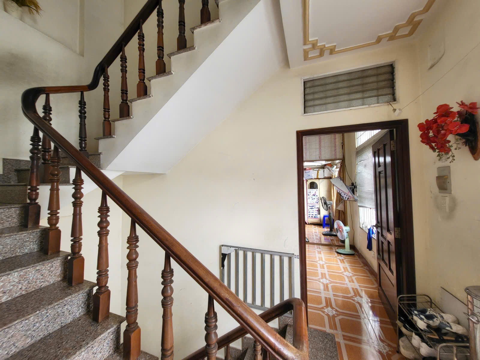 NHÀ khu Víp hiếm nhà bán ở đường 3/2 Hẻm 8M 105m2 chưa qua đầu tư