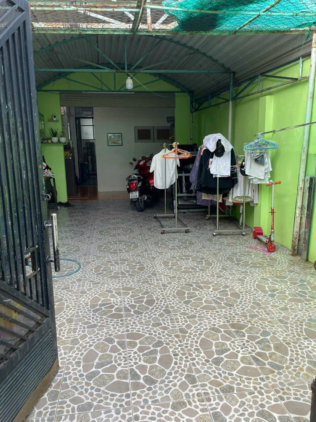 BÁN NHÀ  110m2 Ngang 4.5m nở hậu 2 tầng BTCT chắn chắn ngay đường Bùi Minh