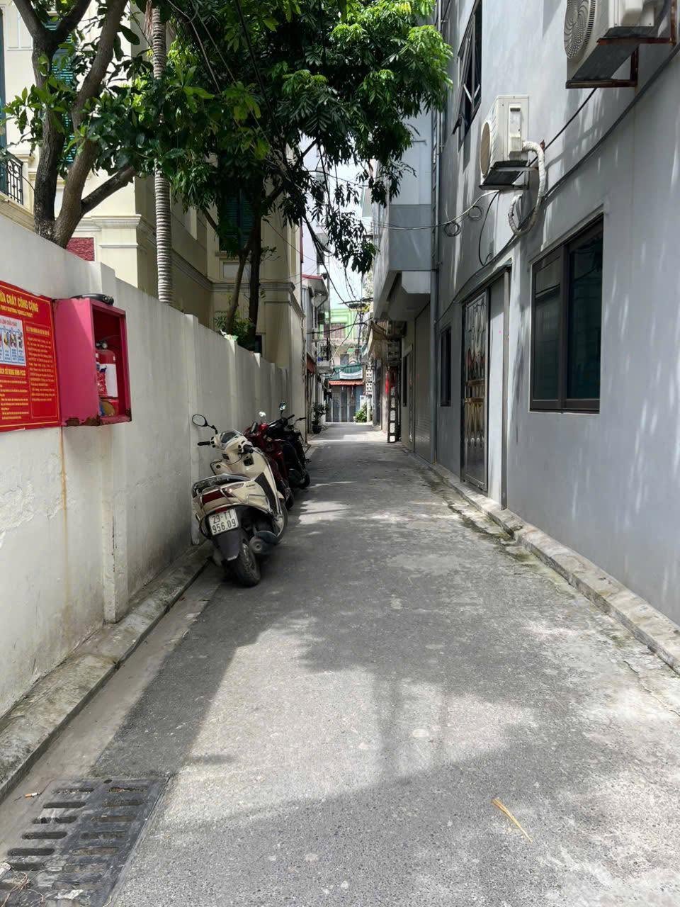 BÁN NHÀ 3 TẦNG NGÕ NGÔ XUÂN QUẢNG – TRÂU QUỲ, GIA LÂM, HÀ NỘI