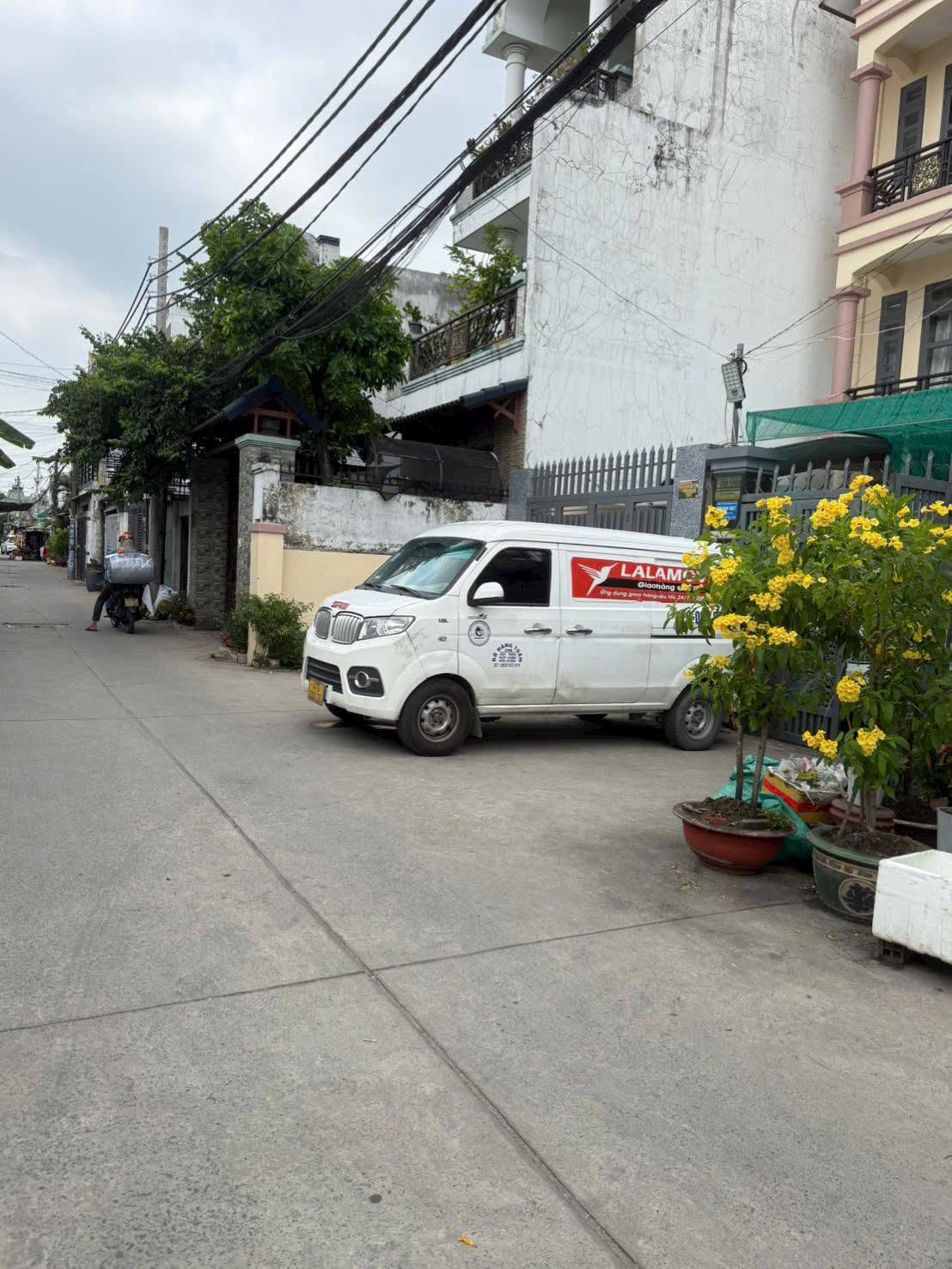 NHÀ HẺM XE HƠI THÔNG HIỆP THÀNH - SÁT NGUYỄN ẢNH THỦ -Q12 - 4MX17M - GIÁ 4,15