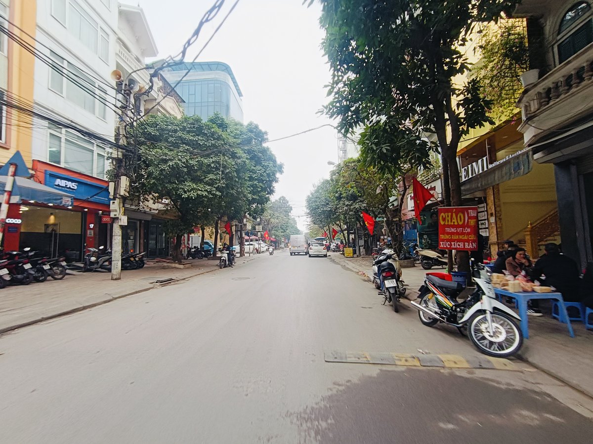 68 Tỷ - Tòa Văn Phòng Nguyễn Xiển 135m2, 8 Tầng Thông Sàn, Vỉa Hè Dòng Tiền KD