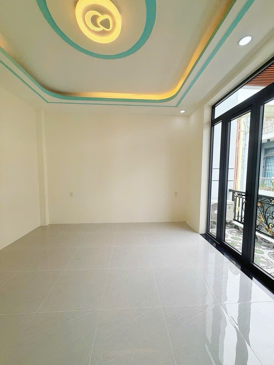 nha-pho-moi-dep-4-tangtam-binh-54m2-nhinh-5-ty-duong-o-to-tranh-oto