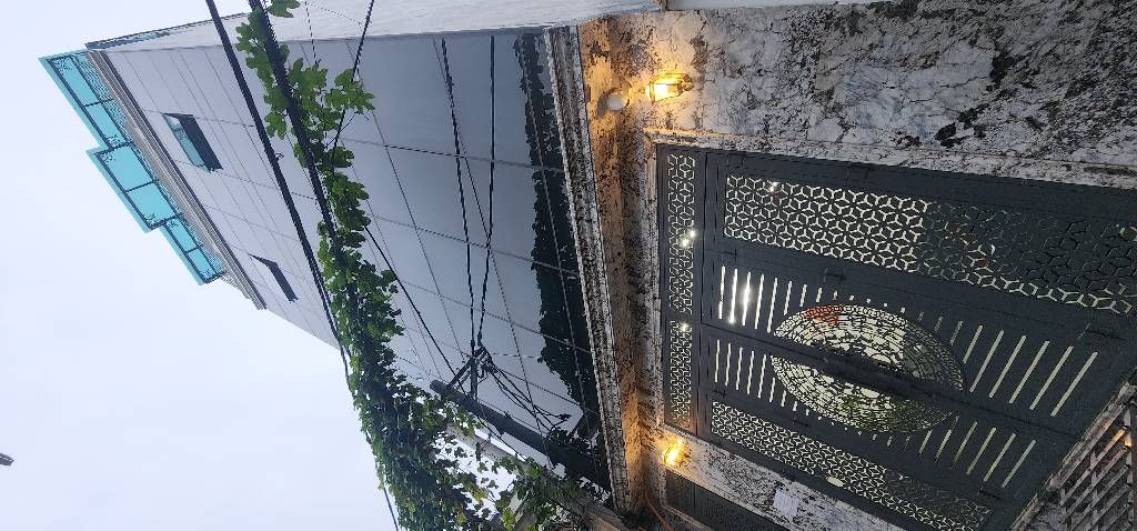 Bán nhà dòng tiền thúy lĩnh 6 tầng thang máy long lanh VF3 thông hoàng mai