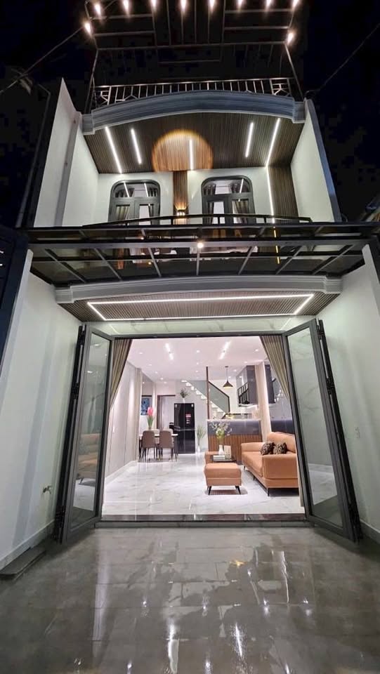 NHÀ LONG AN –GẦN KHU VUI CHƠI GIẢI TRÍ –Ở VUI -NGHỈ NGƠI SƯỚNG - 104m2 = 2 TỶ 4