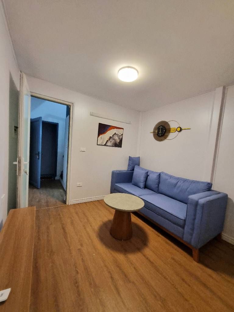 Hơn 2 tỷ bán nhà tập thể tầng 2 mặt phố mai động hoàng mai