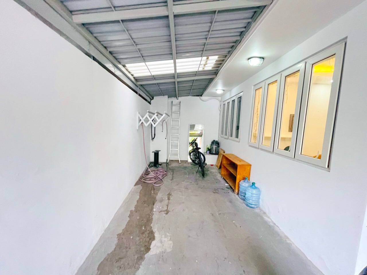 FORRENT - NHÀ MT ĐƯỜNG SỐ CHỢ TÂN MỸ Q7