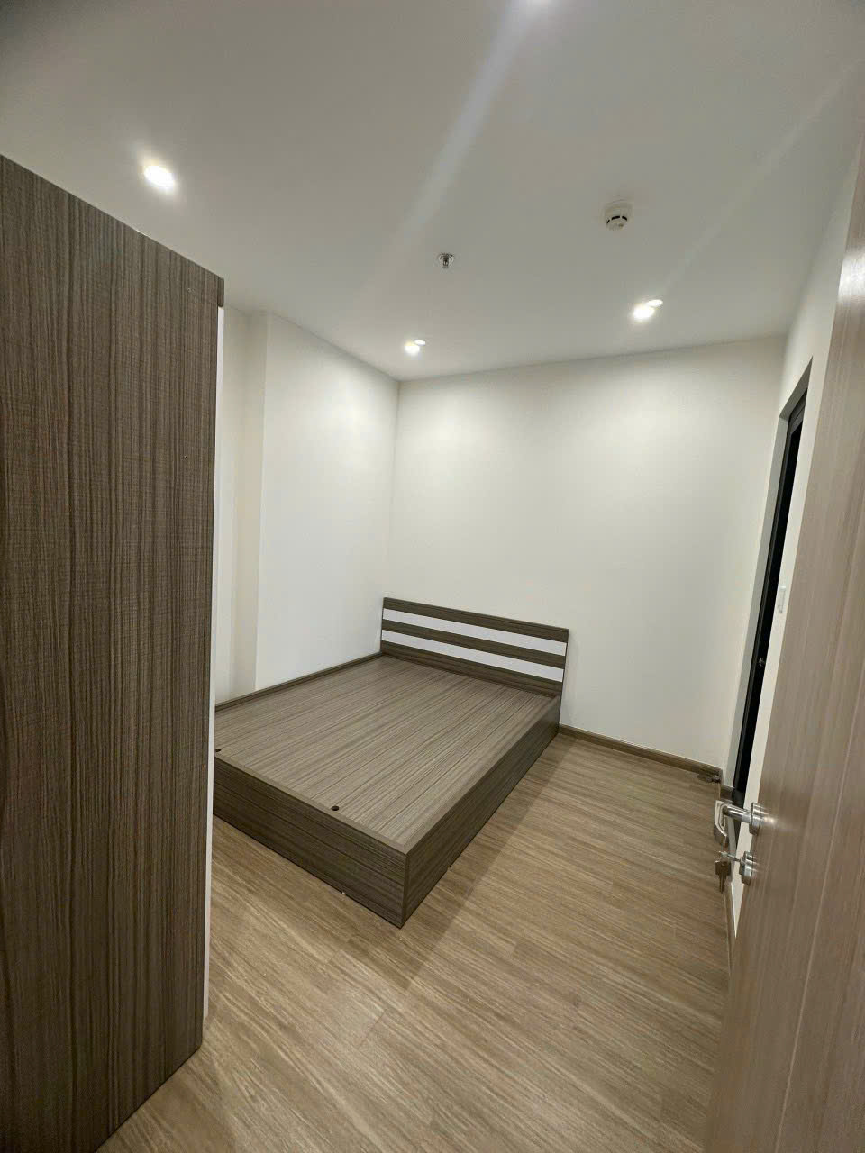 Bán nhanh căn hộ SA3.05 – Vinhomes Smart City, full nội thất, 2PN, giá đầu tư