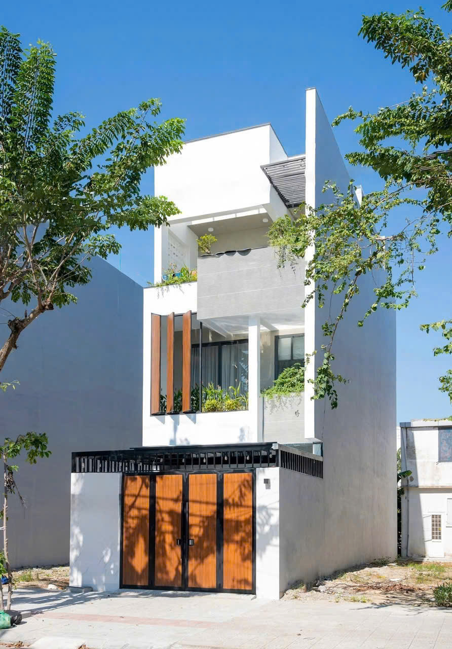 CHÍNH CHỦ BÁN NHÀ 2 TẦNG MỚI XÂY TRUNG TÂM P4, TP. TÂN AN, LONG AN  –  75M² – SỔ