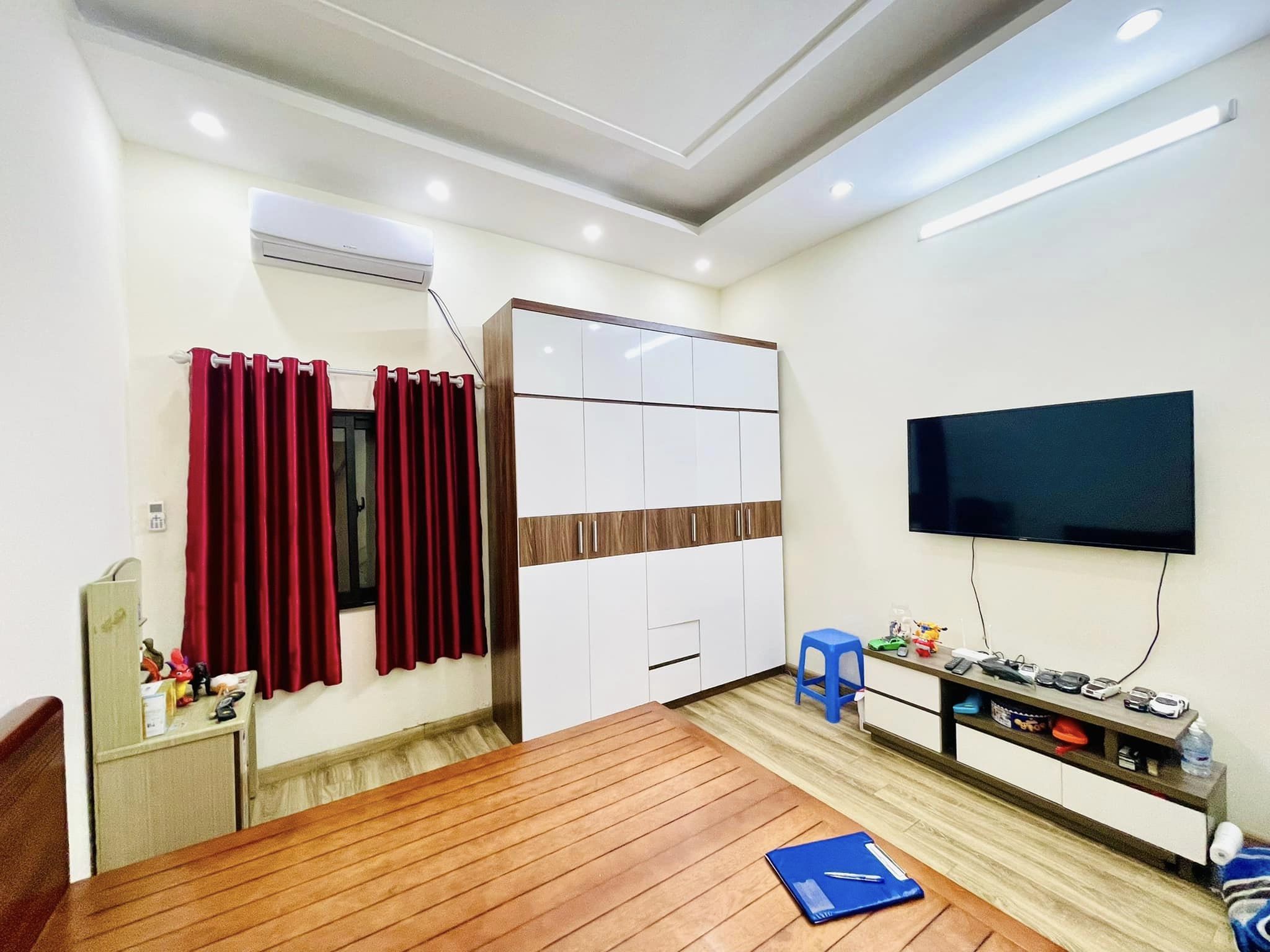 Bán nhà Vương Thừa Vũ ô tô, kinh doanh, diện tích 40m2 x 5T, giá Chỉ 5 tỷ