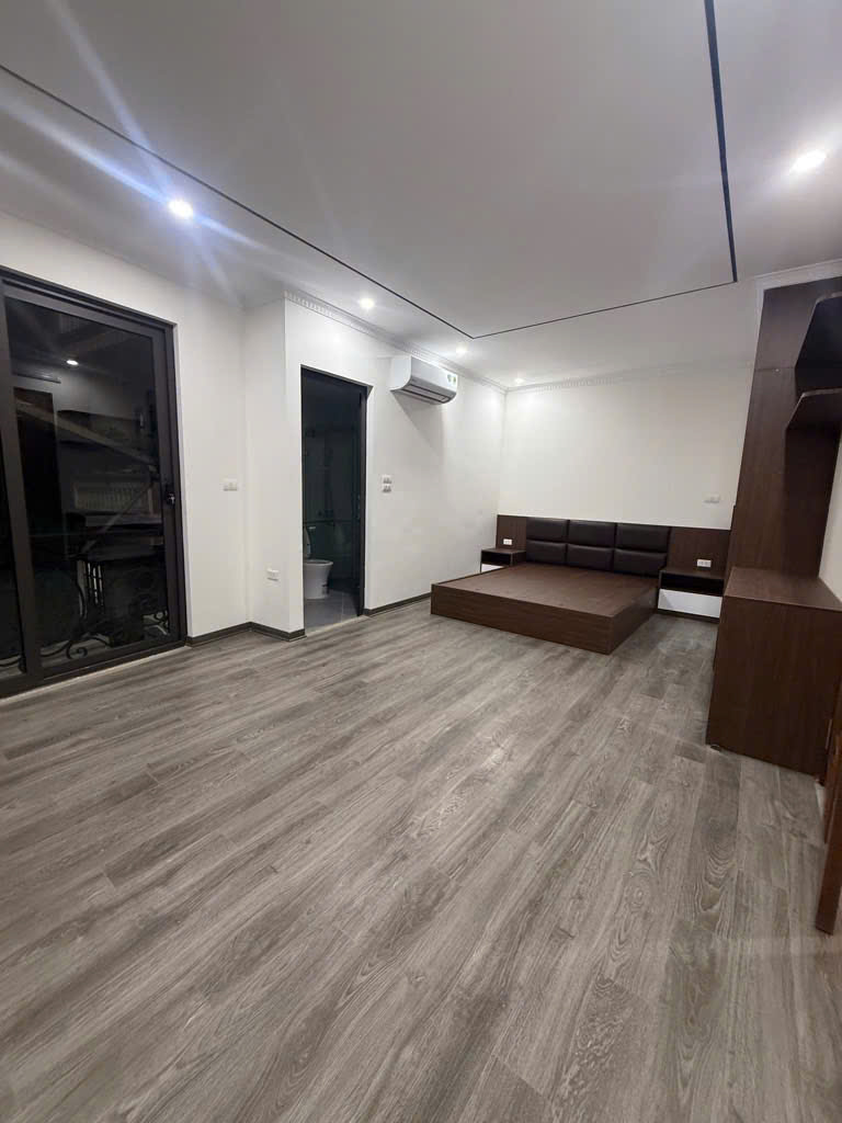 Ba Đình – 6 tầng thang máy – Full nội thất – Chỉ 9,9 tỷ!