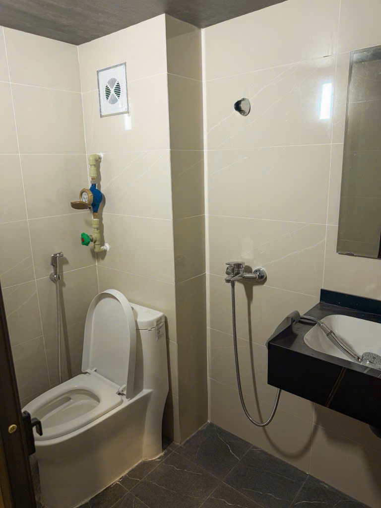 Nhà lô góc Đội Nhân 61m², 6 tầng thang máy, 15 phòng đang cho thuê kín