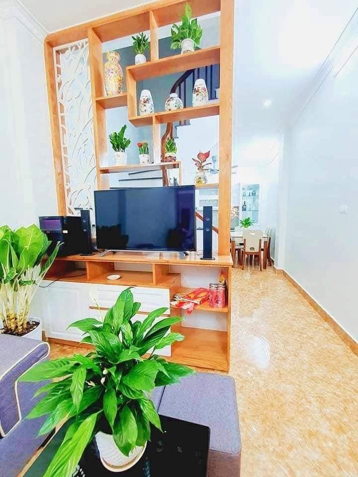 Bán nhà : phố chính kinh  ,Quận Thanh Xuân ,DTSD:45m2 MT:3,1m