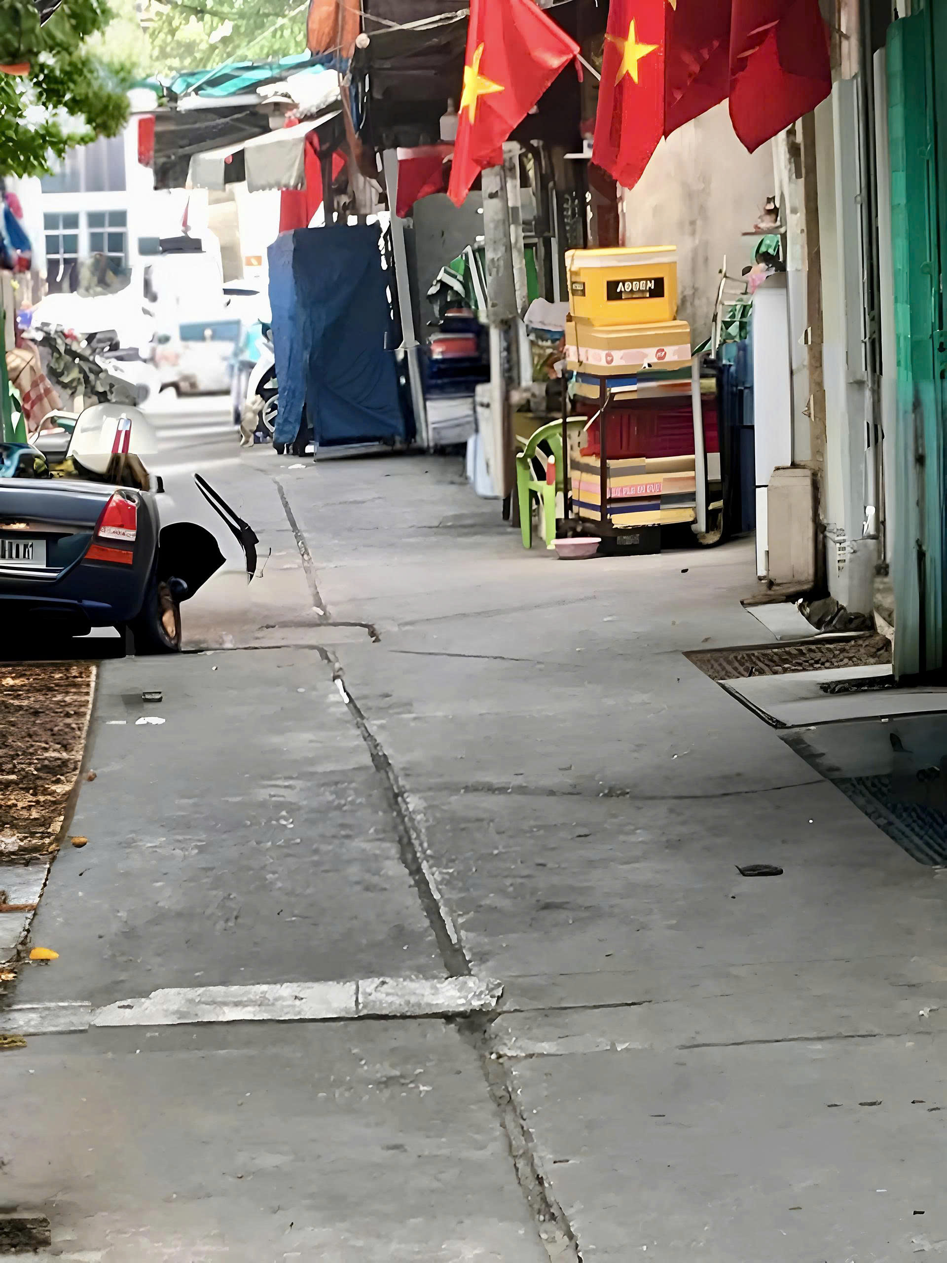 Ông Hậu cần xoay vốn bán gấp nhà sát mặt tiền, tương lai ra mặt tiền